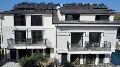 Exterior 5