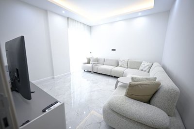 Interior 3