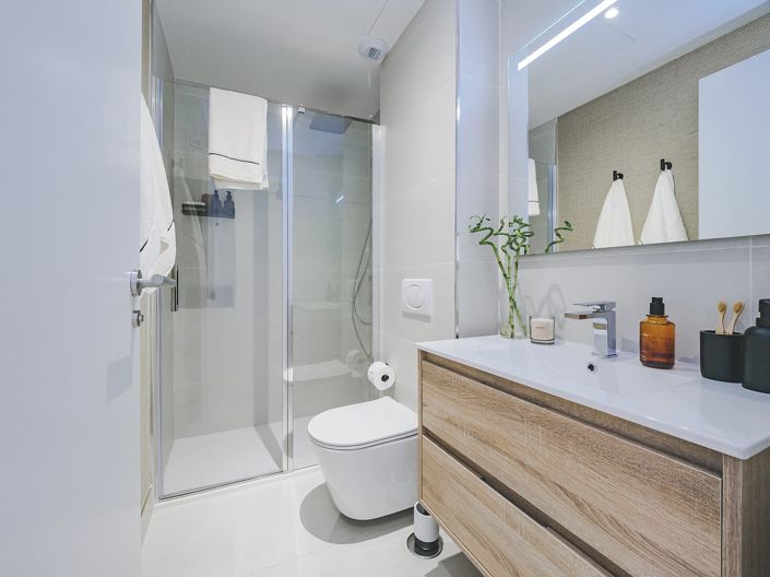 Image No.25-2 Bed Apartment for sale