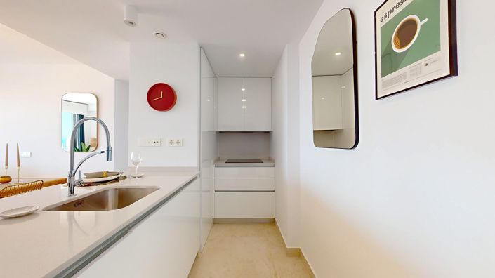 Image No.25-3 Bed Apartment for sale