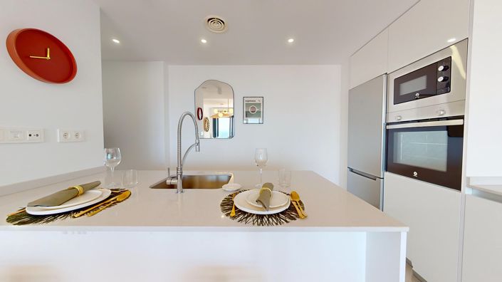 Image No.26-3 Bed Apartment for sale