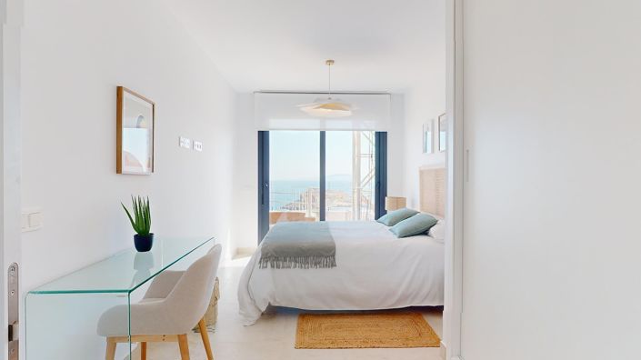 Image No.29-3 Bed Apartment for sale