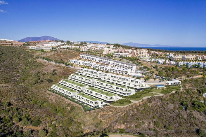 Image No.3-4 Bed House/Villa for sale