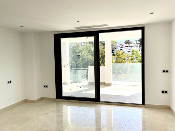 Image No.22-5 Bed House/Villa for sale