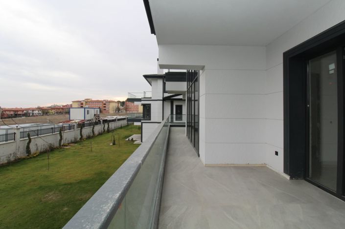 Image No.30-5 Bed House/Villa for sale