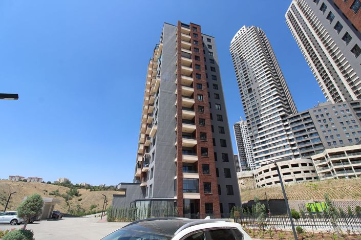 Image No.12-3 Bed Apartment for sale