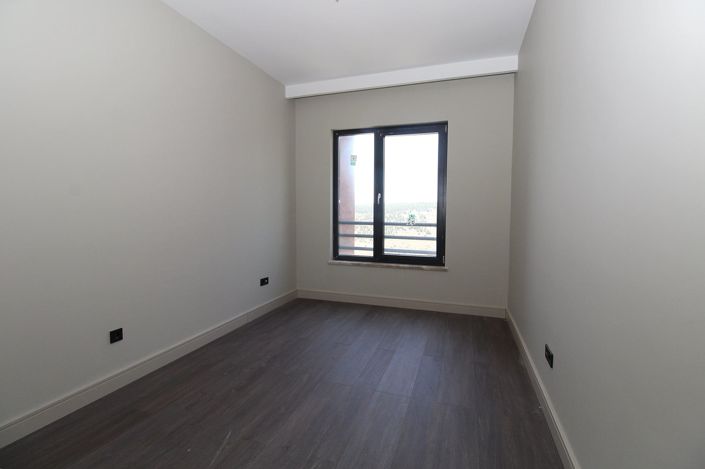 Image No.27-3 Bed Apartment for sale