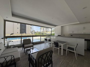 Exterior 10