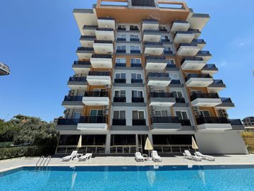 Exterior 5