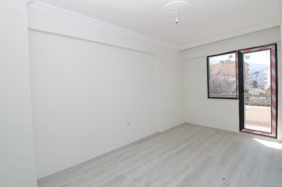 Interior 5