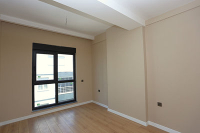 Interior 4