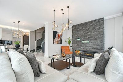 Interior 2