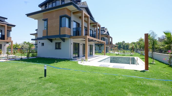 Image No.8-4 Bed House/Villa for sale