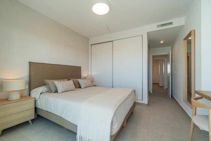 Image No.21-3 Bed Apartment for sale