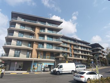 Exterior 8