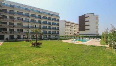 Exterior 8