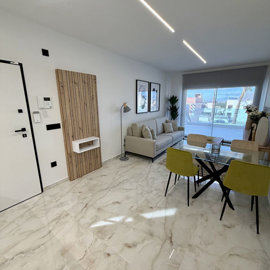 Interior 4
