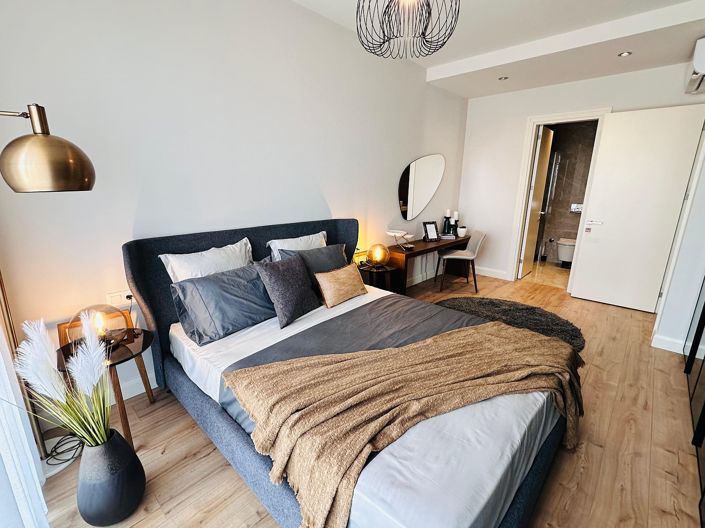 Image No.10-3 Bed Apartment for sale