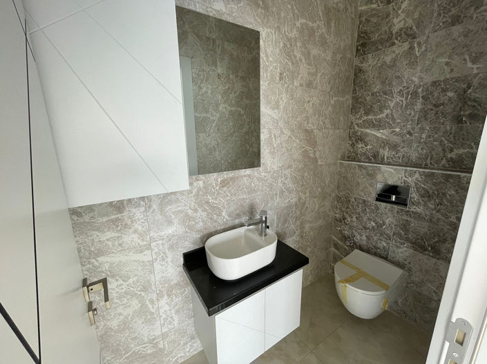 Image No.19-2 Bed Apartment for sale