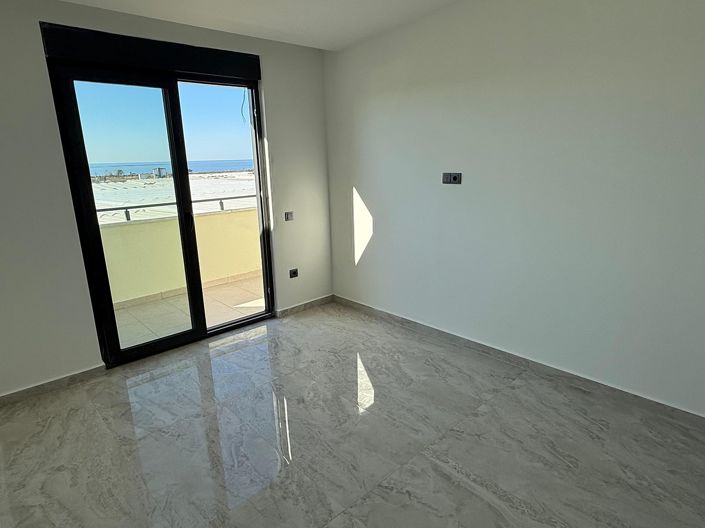 Image No.27-2 Bed Apartment for sale