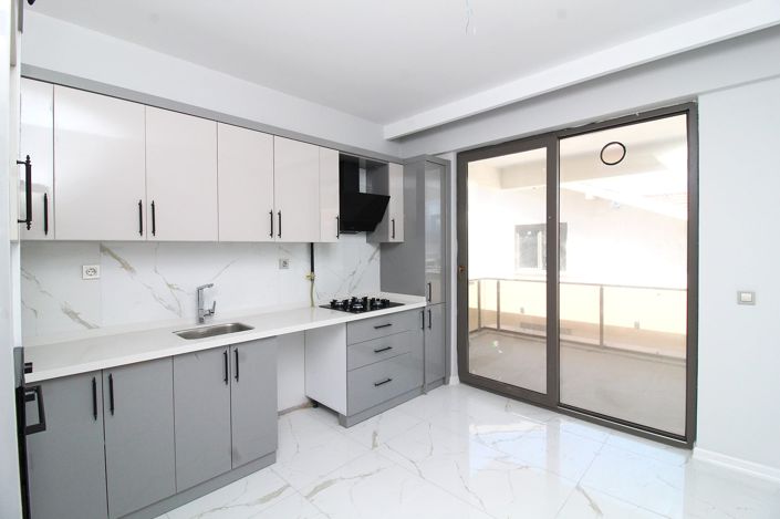Image No.12-3 Bed Apartment for sale