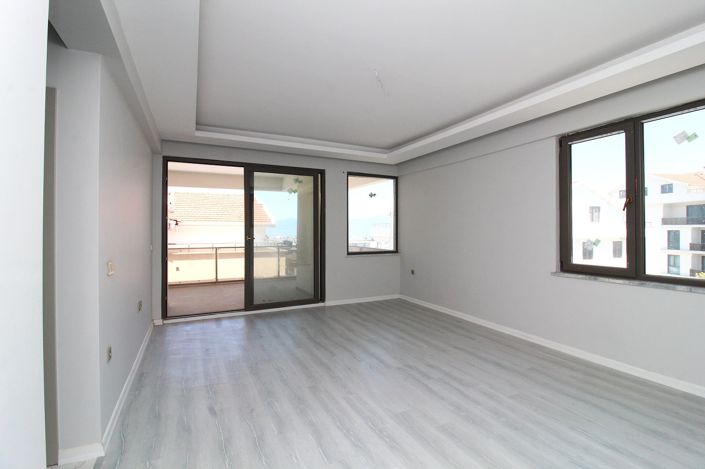Image No.13-3 Bed Apartment for sale