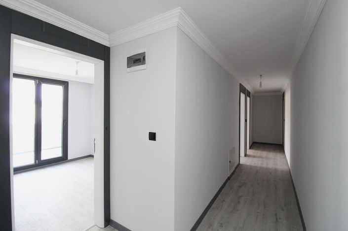 Image No.27-3 Bed Apartment for sale