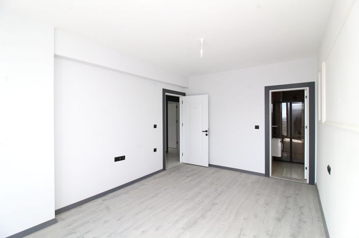 Image No.48-3 Bed Apartment for sale
