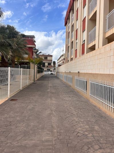 Image No.18-2 Bed Apartment for sale