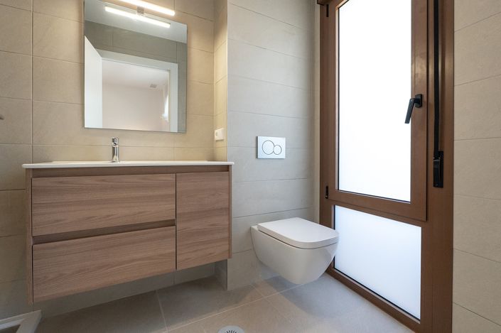Image No.23-2 Bed Apartment for sale
