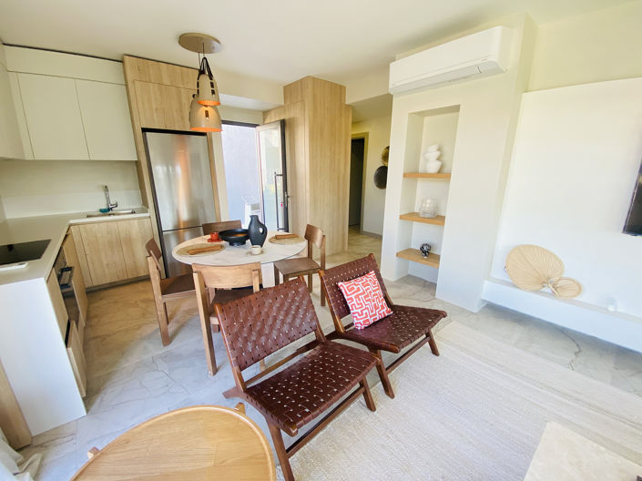 Image No.24-3 Bed Apartment for sale