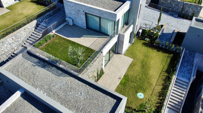 Exterior 9