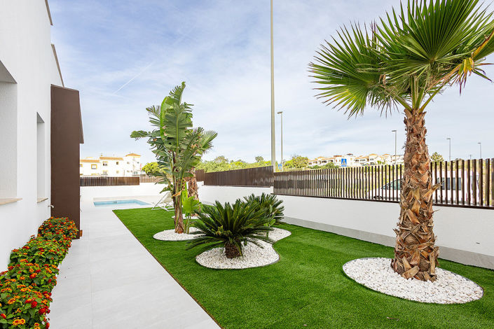 Image No.10-2 Bed House/Villa for sale