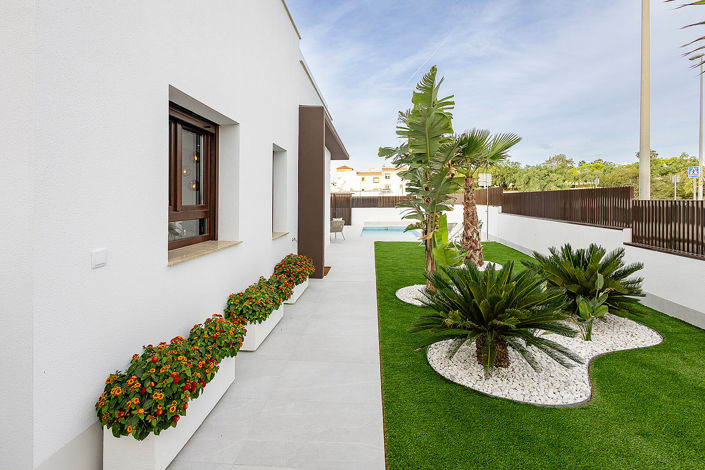 Image No.9-2 Bed House/Villa for sale