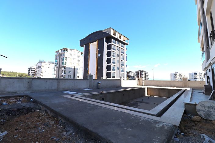 Image No.8-4 Bed Apartment for sale