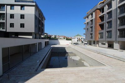 Exterior 13
