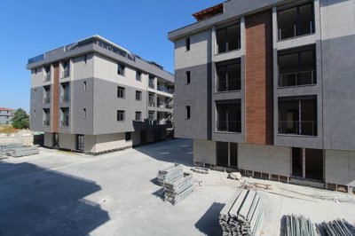 Exterior 14
