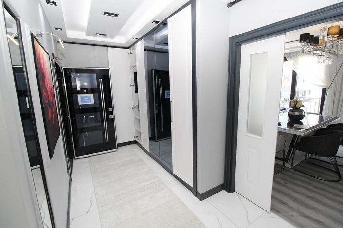 Image No.25-5 Bed Apartment for sale