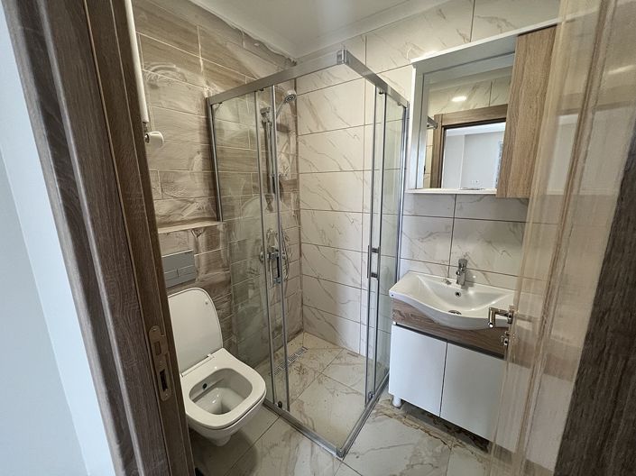 Image No.14-2 Bed Apartment for sale