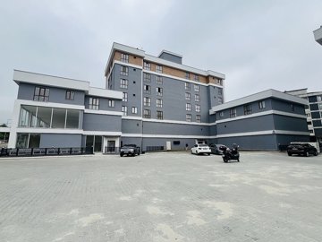 Exterior 4