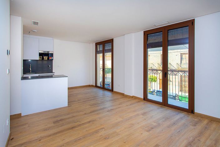 Image No.11-3 Bed Apartment for sale