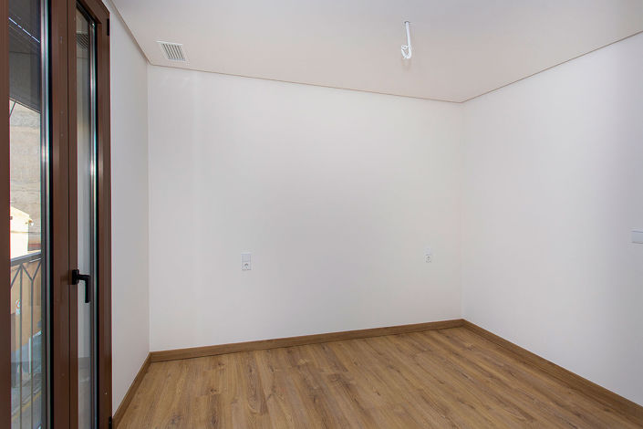 Image No.19-3 Bed Apartment for sale