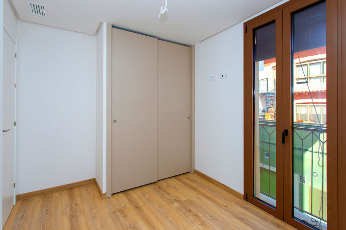 Image No.24-3 Bed Apartment for sale