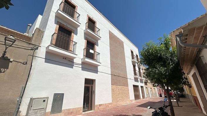 Image No.4-2 Bed Apartment for sale