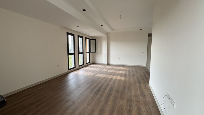 Image No.13-3 Bed Apartment for sale