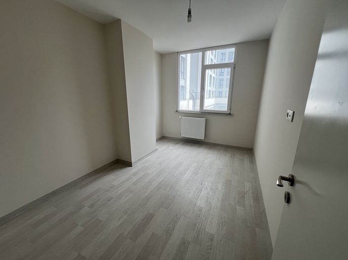 Image No.13-2 Bed Apartment for sale