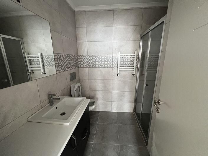 Image No.14-2 Bed Apartment for sale