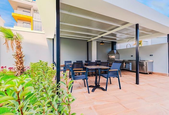 Image No.12-2 Bed Apartment for sale