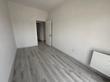 Interior 4