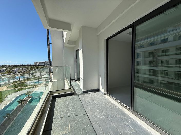 Image No.45-3 Bed Apartment for sale